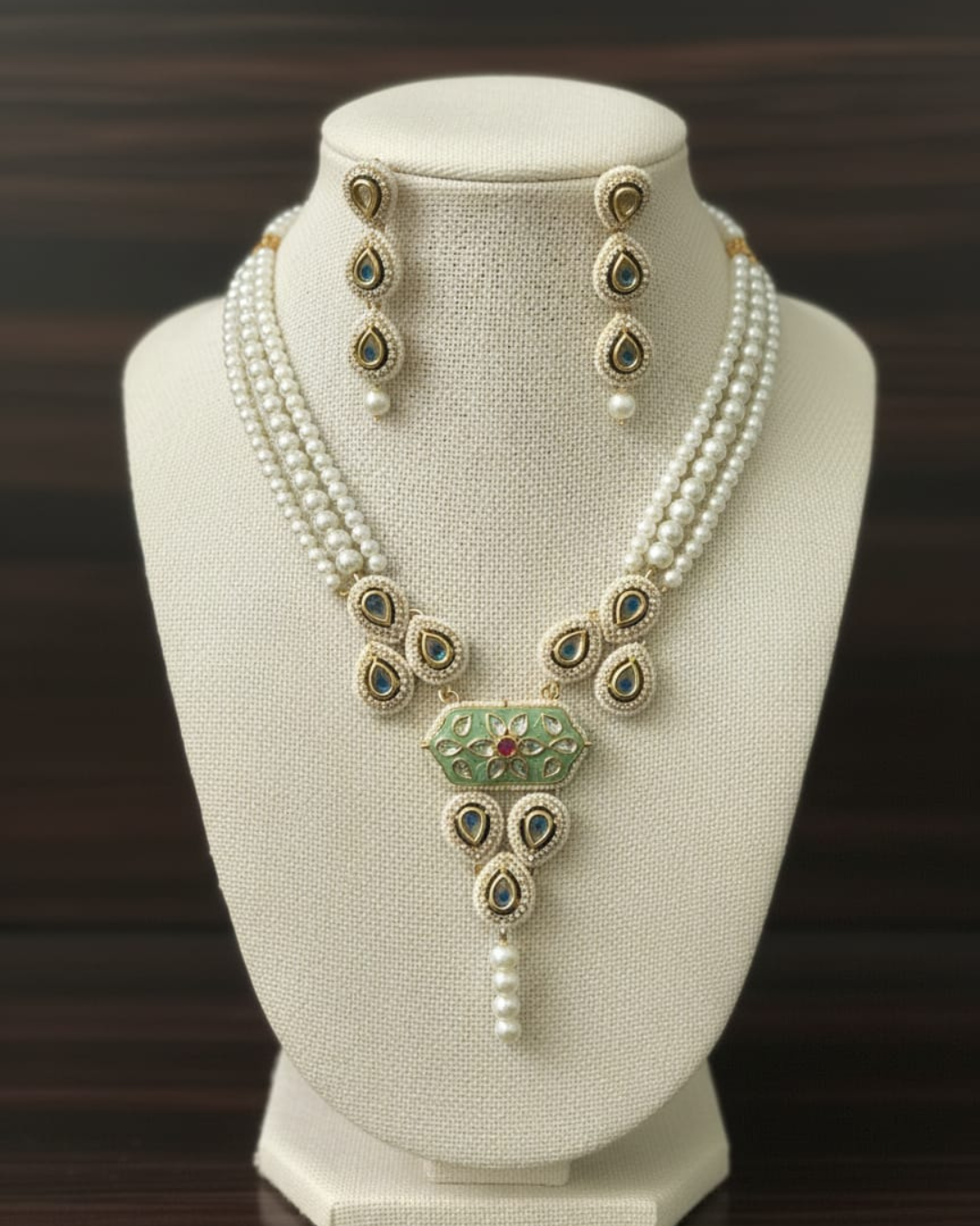 KUNDAN NECKLACE