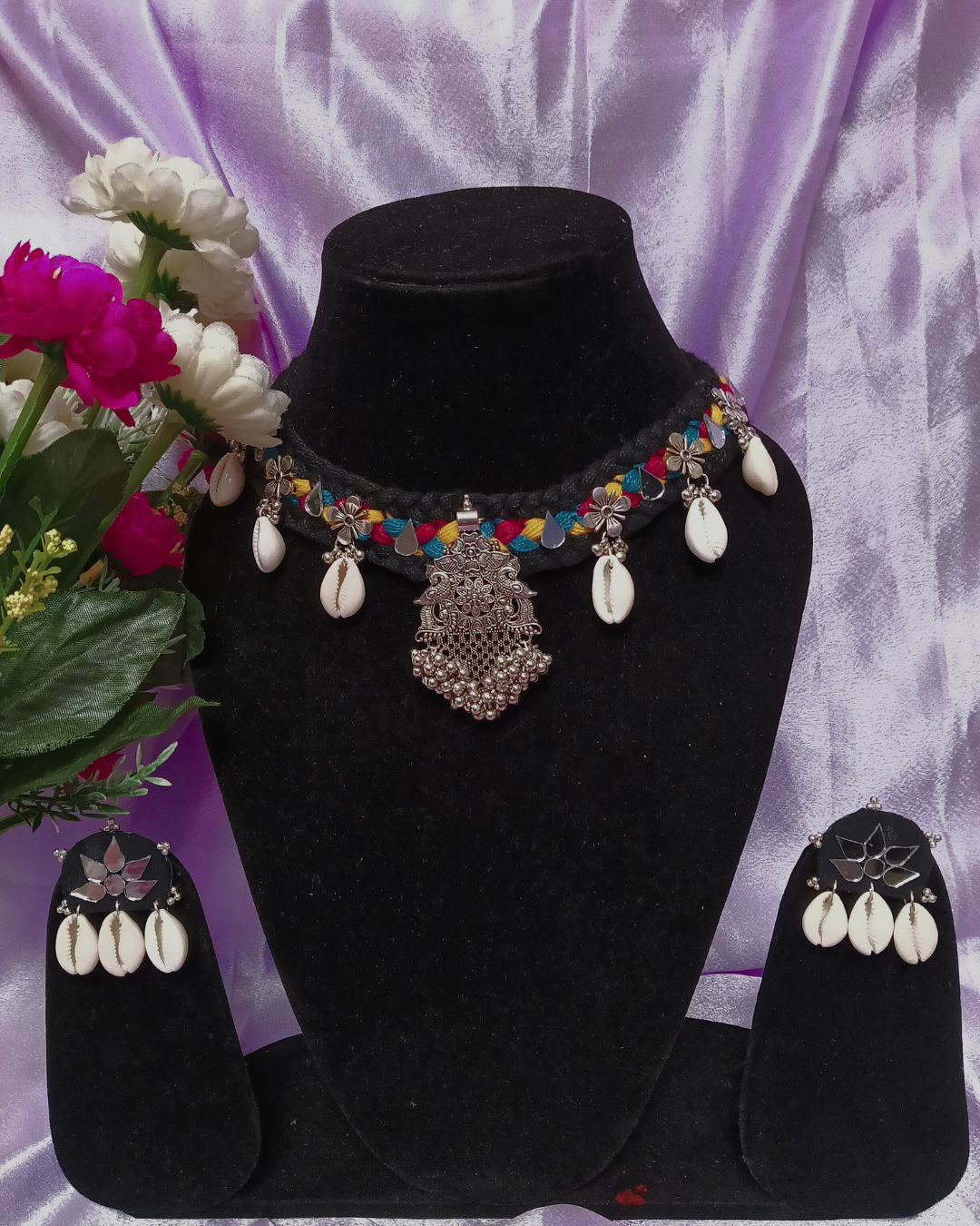 BLACK COTTAN CORD NECKLACE