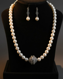 OFF WHITE OXIDE HALLO BEADS NECKLACE