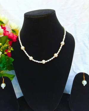 Pearl Beads Necklace