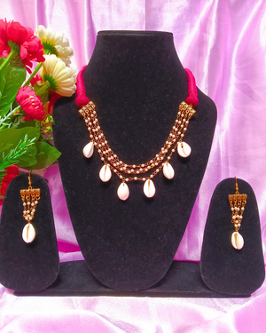 PINK COWRIE WITH CHAIN  NECKLACE